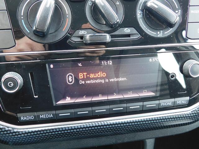 Volkswagen UP! 1.0 BMT move up!