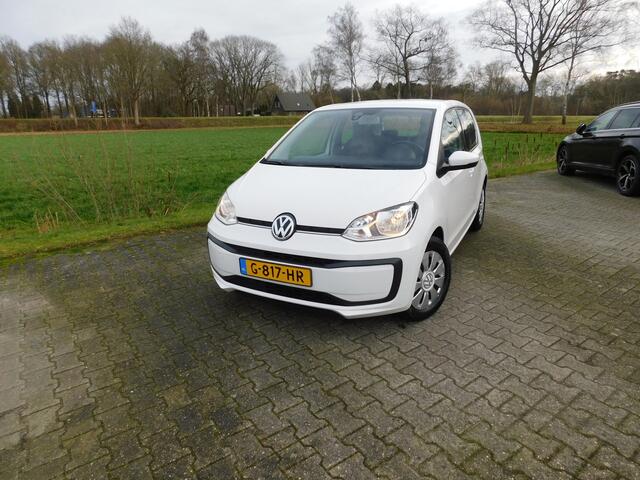 Volkswagen UP! 1.0 BMT move up!