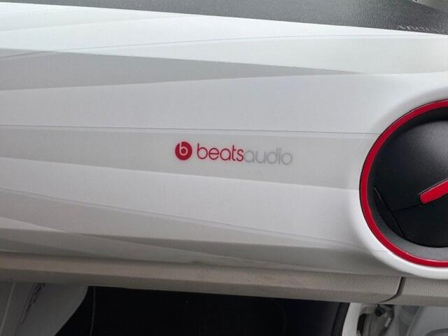 Volkswagen UP! 1.0 BMT UP! BEATS