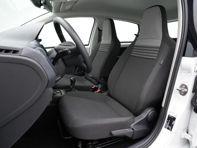 Volkswagen UP! 1.0 65 pk | Achteruitrijcamera | Navigatie via App | Cruise Control