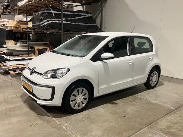 Volkswagen UP! Move Up - camera - sensoren - all season banden