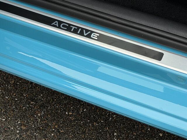 Volkswagen UP! 1.0 Active 5-deurs | Stoelverwarming | Lichtmetalen velgen | Extra getint glas | Bluetooth | Airco | Rijklaar incl. 1 jaar Bovag garantie