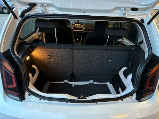 Volkswagen UP! 1.0 BMT MOVE UP! CAMERA. ALL.IN.