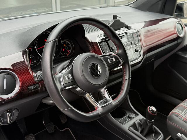 Volkswagen UP! 1.0 TSI 116PK GTI *!* NAVI/ CRUISE/ CAMERA/ 17 INCH/ STOELVERWARMING *!*