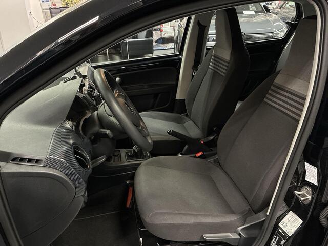 Volkswagen UP! 1.0 65pk · Radio · Airco · Bluetooth · Telefoondock · Lane Assist · Garantie t/m 22-03-2027 of 100.000km