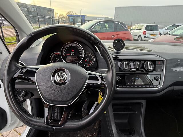 Volkswagen UP! 1.0 TSI 90pk BMT sound up! | Panodak | Bluetooth | Dealer onderhouden