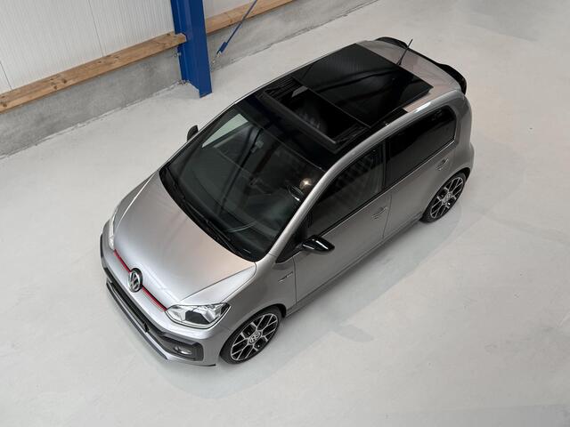 Volkswagen UP! GTI 1.0 TSI GTI 116 PK - PANORAMADAK - CLIMATRONIC - STOELVERWARMING - PARKEERCAMERA