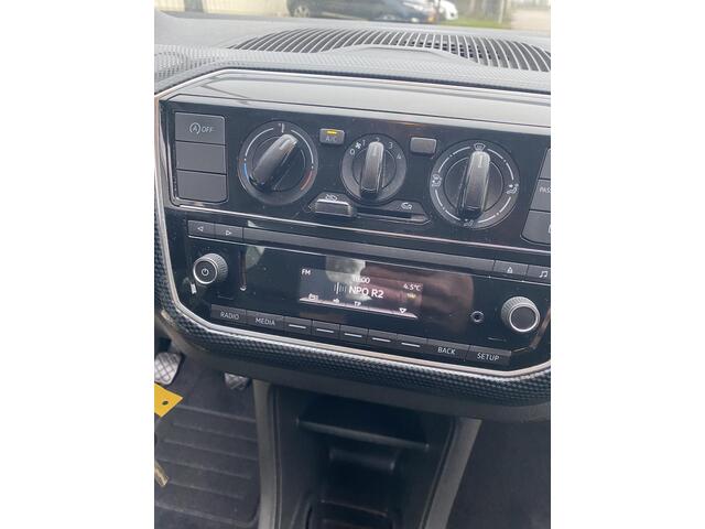 Volkswagen UP! 1.0 EcoFuel move up!