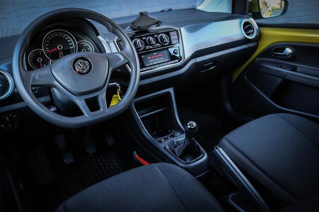 Volkswagen UP! 1.0 BMT move up! Net binnen - Nu al te bezichtigen