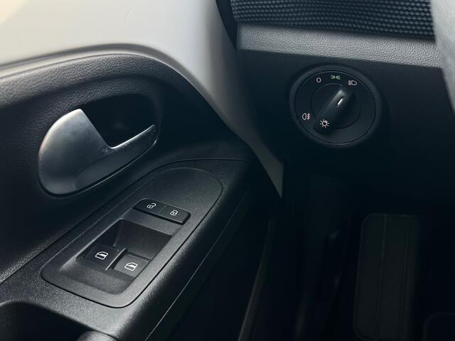 Volkswagen UP! 1.0 65pk Airco bluetooth