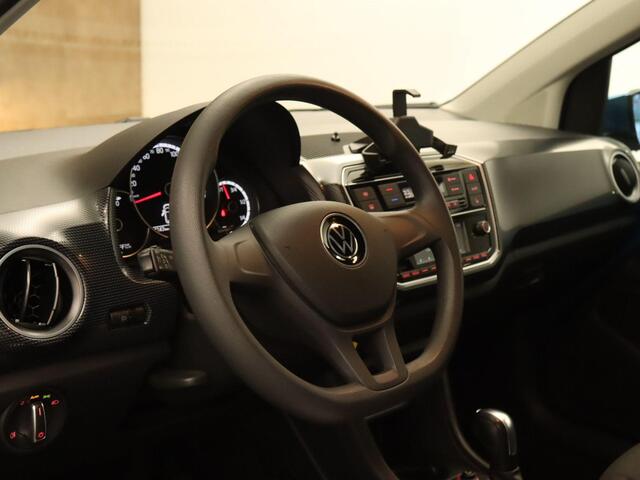 Volkswagen UP! e-Up! e-up! SOH 93,5% !!!- 2 LAADKABELS - CLIMATE CONTROL - STOELVERWARMING - CRUISE CONTROL - LICHTSENSOR - VOORRUITVERWARMING - BLUETOOTH - PARKEERSENSOREN ACHTER - ACHTERUIT RIJCAMERA