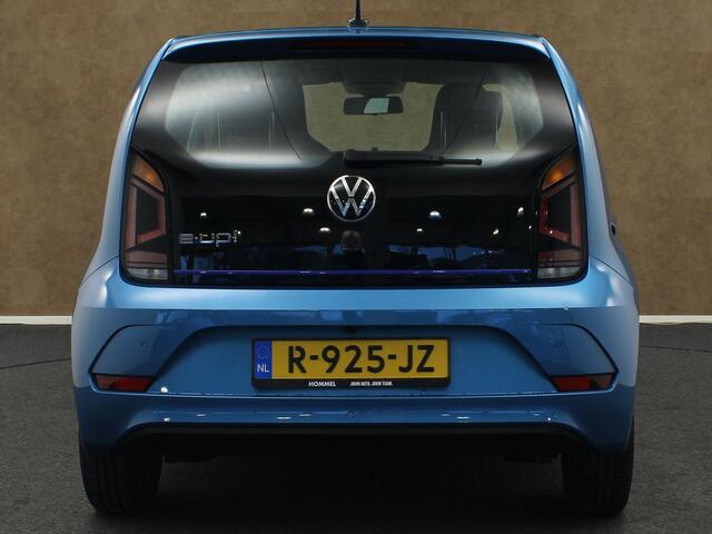 Volkswagen UP! e-Up! e-up! SOH 93,5% !!!- 2 LAADKABELS - CLIMATE CONTROL - STOELVERWARMING - CRUISE CONTROL - LICHTSENSOR - VOORRUITVERWARMING - BLUETOOTH - PARKEERSENSOREN ACHTER - ACHTERUIT RIJCAMERA