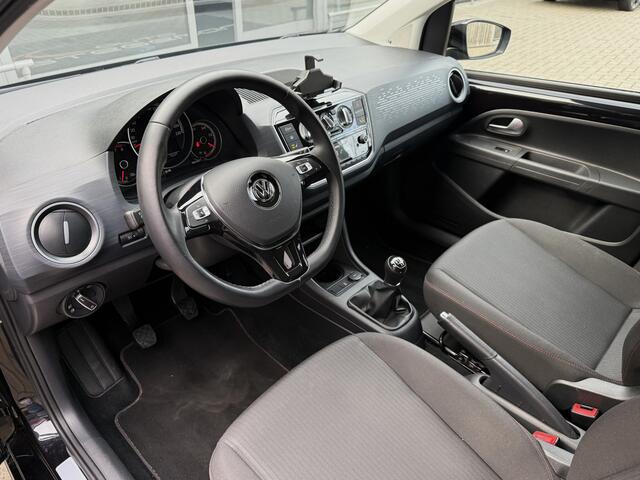 Volkswagen UP! 1.0 TSI 90PK *!* HIGH UP *!* NAVI/ 16 INCH/ BEATS/ STOELVERWARMING/ PRIVACY GLAS *!*
