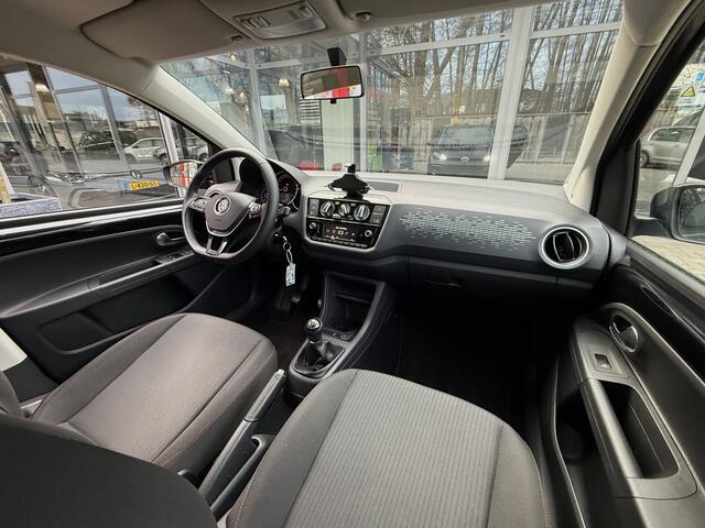 Volkswagen UP! 1.0 TSI 90PK *!* HIGH UP *!* NAVI/ 16 INCH/ BEATS/ STOELVERWARMING/ PRIVACY GLAS *!*