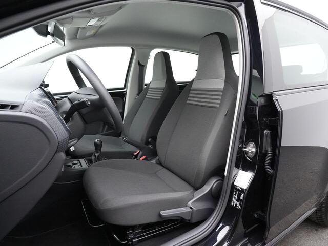 Volkswagen UP! 1.0 65 pk | Achteruitrijcamera | Cruise Control | Navigatie via App | Climatronic