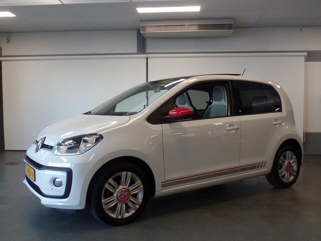 Volkswagen UP! 1.0 BMT up! beats, 5drs Full options!! Airco, Cruise controle, Panodak/Schuifdak, Deels lederen bekleding, Elek ramen, Achteruitrijcamera, Pdc achter, Lm velgen 15'', Nederlandse auto!! Bovag afleverpakket 695,-