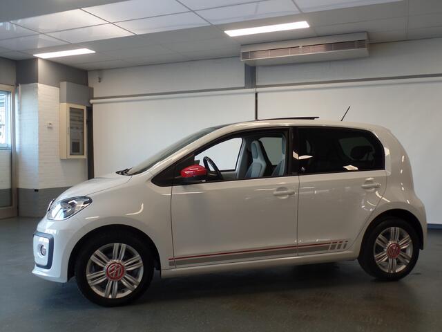 Volkswagen UP! 1.0 BMT up! beats, 5drs Full options!! Airco, Cruise controle, Panodak/Schuifdak, Deels lederen bekleding, Elek ramen, Achteruitrijcamera, Pdc achter, Lm velgen 15'', Nederlandse auto!! Bovag afleverpakket 695,-