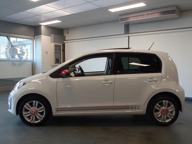 Volkswagen UP! 1.0 BMT up! beats, 5drs Full options!! Airco, Cruise controle, Panodak/Schuifdak, Deels lederen bekleding, Elek ramen, Achteruitrijcamera, Pdc achter, Lm velgen 15'', Nederlandse auto!! Bovag afleverpakket 695,-