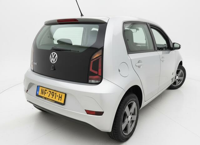 Volkswagen UP! 1.0 BMT MOVE UP! 5-DEURS AIRCO/BLUETOOTH/ELEKTR.RAMEN