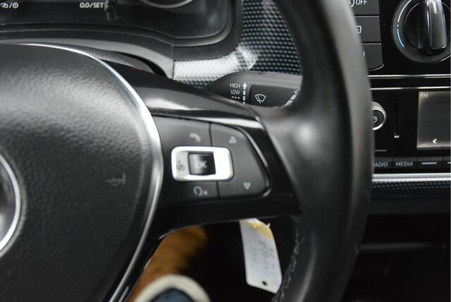 Volkswagen UP! 1.0 BMT take up! Stoelverwarming Airco