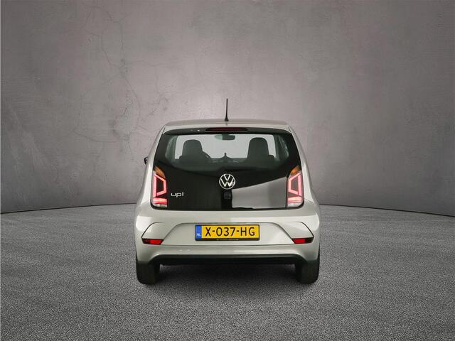 Volkswagen UP! Move up! 1.0 MPI 65pk Airco, DAB, Radio, Bluetooth, LED dagrijverlichting, Elektrische ramen voor