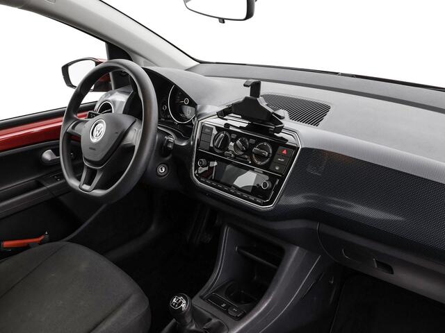 Volkswagen UP! 1.0 65pk · Airco · Radio · Bluetooth · DAB · 14'' Inch · Garantie t/m 05-04-2027 of 100.000km