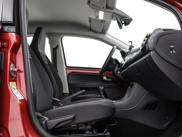 Volkswagen UP! 1.0 65pk · Airco · Radio · Bluetooth · DAB · 14'' Inch · Garantie t/m 05-04-2027 of 100.000km