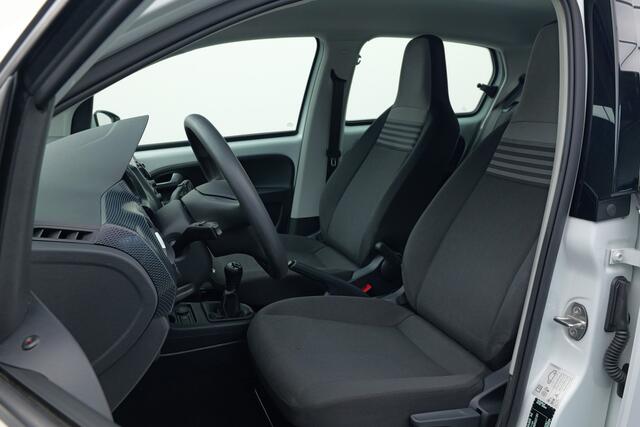 Volkswagen UP! 1.0 | Stoelverwarming | Camera | Cruise