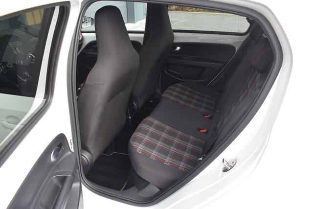 Volkswagen UP! GTI 1.0 TSI 116pk | Origineel NL | Pano | Camera | Beats