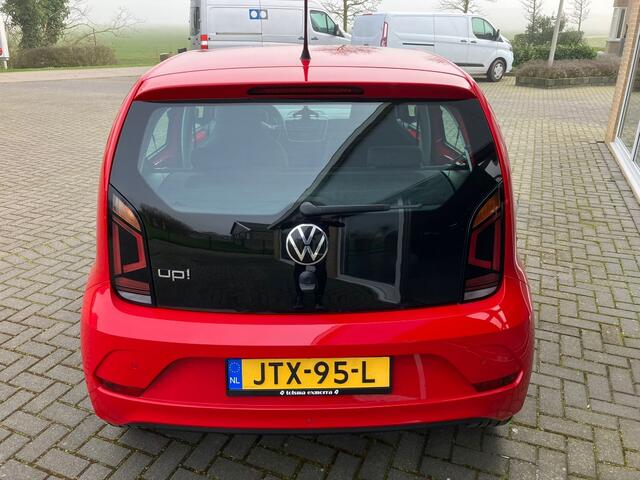 Volkswagen UP! 1.0 R-Line