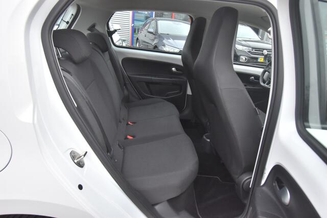 Volkswagen UP! 1.0 , CLIMATR , CR CONTR , PDC A , A UITRIJ CAM ,