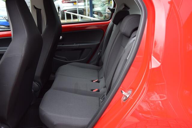 Volkswagen UP! 1.0 BMT move up! | Org. NL | BOVAG Garantie | Airco | Bluetooth Telefoonverbinding | DAB Radio | Elektrische Ramen | LED Dagrijverlichting |