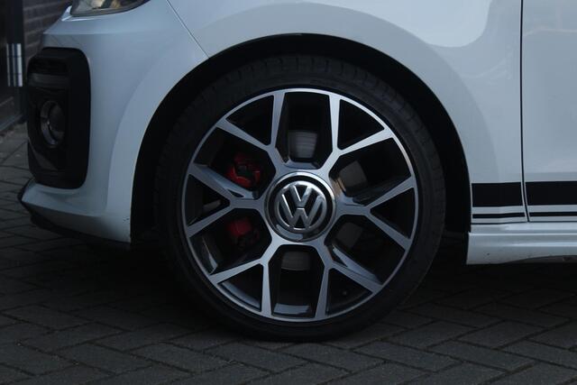 Volkswagen UP! 1.0 TSI GTI | Panoramadak | Beats | Camera | Climate control | Dealer onderhouden