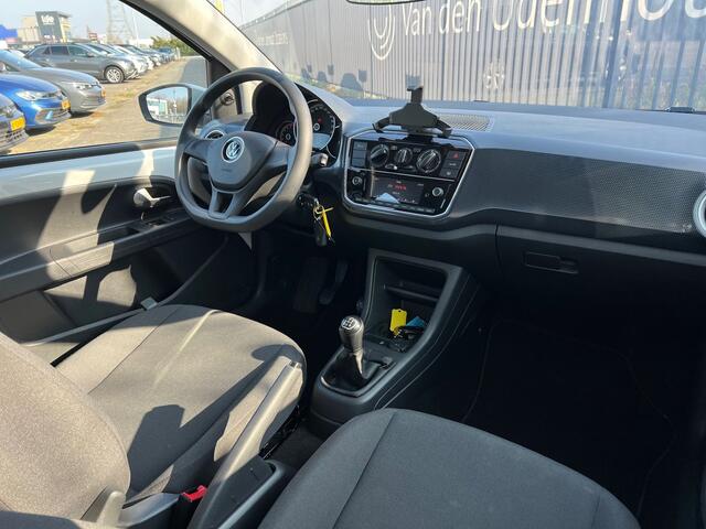 Volkswagen UP! 1.0 65pk Airco Lane Assist Bluetooth DAB 122