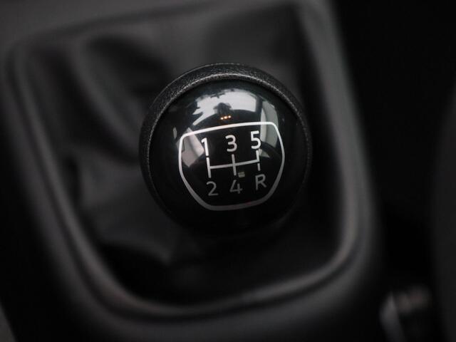 Volkswagen UP! 1.0 65 Pk | Elektrische Ramen | Cruise Control | Climatronic | DAB | Bluetooth | Camera | 58.712 Km !!