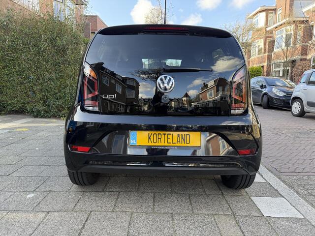 Volkswagen UP! 1.0 BMT high up!