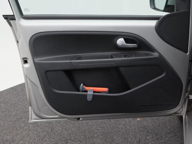 Volkswagen UP! 1.0 65 Pk | Elektrische Ramen | Airco | DAB | 50.336 Km !!