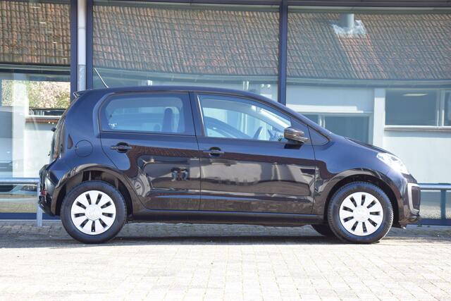 Volkswagen UP! 1.0 BMT 60PK move up! | Org. NL | BOVAG Garantie | Parkeersensoren + Camera | Cruise Control | Airco | DAB | Multifunctioneel Stuurwiel | LED Dagrijverlichting |