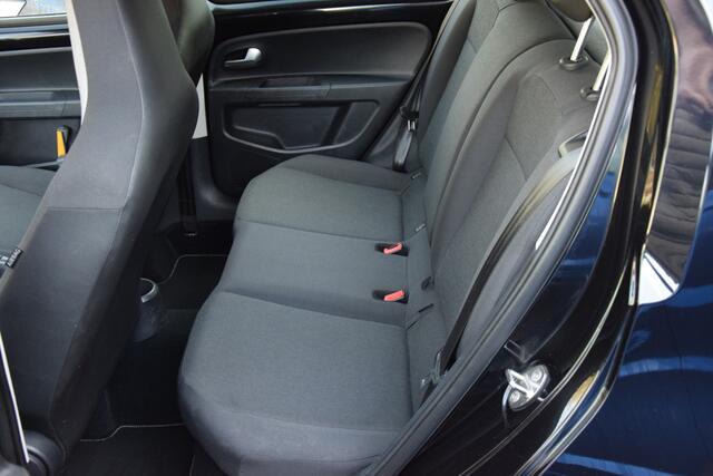 Volkswagen UP! 1.0 BMT 60PK move up! | Org. NL | BOVAG Garantie | Parkeersensoren + Camera | Cruise Control | Airco | DAB | Multifunctioneel Stuurwiel | LED Dagrijverlichting |