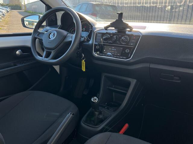 Volkswagen UP! 1.0 65pk Airco bluetooth Lane Assist