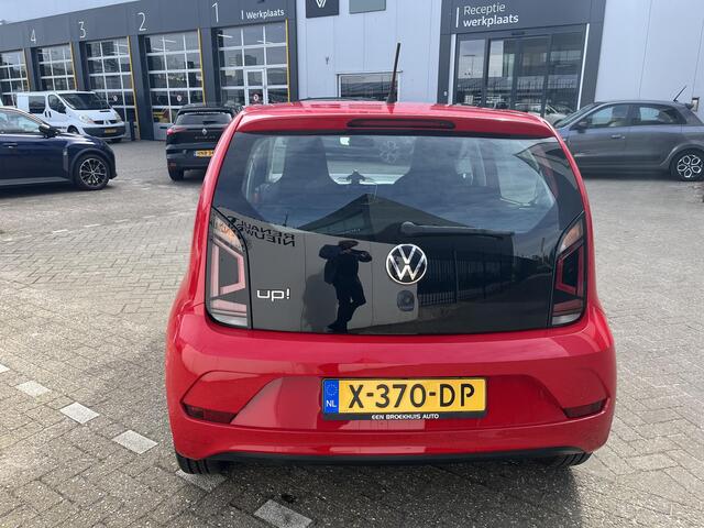 Volkswagen UP! 1.0 / AIRCO / 5 DRS / 3909 KM!