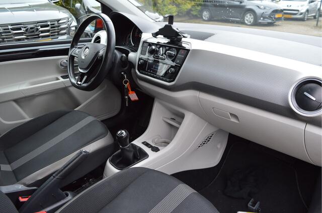 Volkswagen UP! 1.0 BMT high up! NL-Auto / Schuifdak /