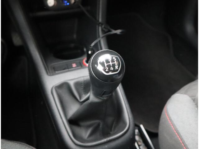 Volkswagen UP! 1.0 BMT high up! Airco / 5 deurs / Stoelverw / Elekramen / Lm15''