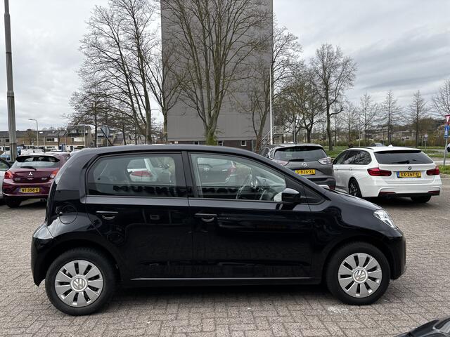 Volkswagen UP! 1.0 BMT move up! 5drs Airco Bluetooth Nap