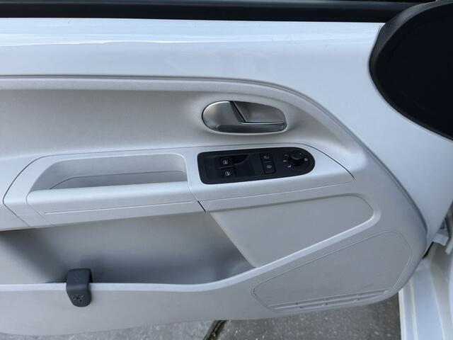 Volkswagen UP! 1.0 MPI 60pk BMT move up! Airco Elektrische spiegels lichtmetalen velgen