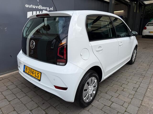 Volkswagen UP! 1.0 Exective Camera PDC Climat Cruise control Climat