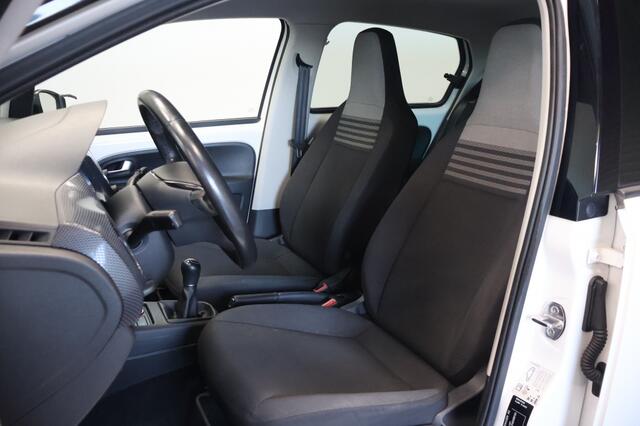 Volkswagen UP! 1.0 BMT High up! 5D | Stoelverwarming | Airco | GTI 17"