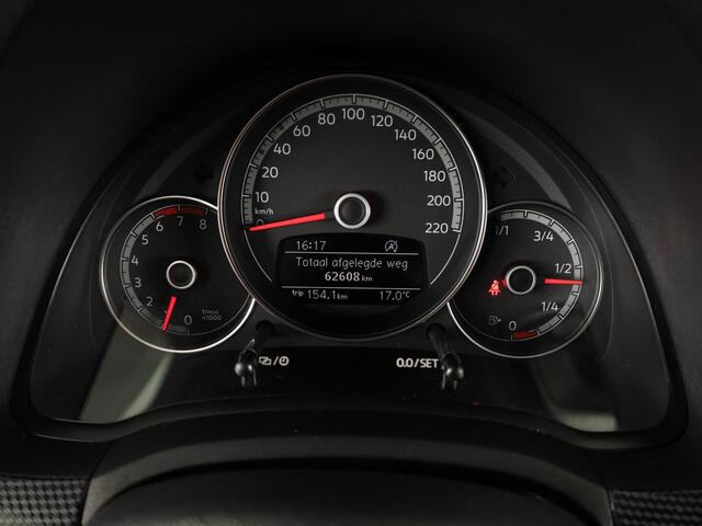Volkswagen UP! 1.0 BMT move up! | Navigatie via app | Airco | DAB+| 17" Velgen |