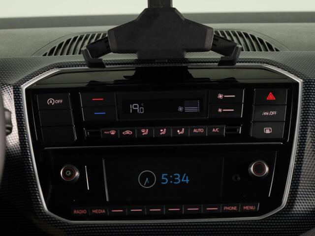 Volkswagen UP! 1.0 65PK | Navigatie via app | Airco | DAB+ |