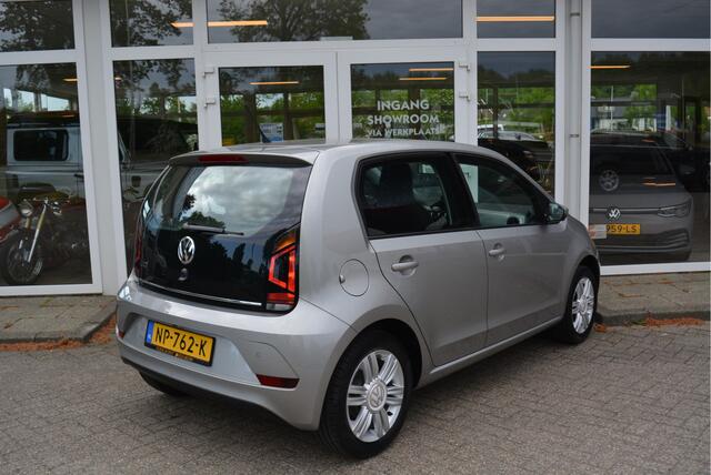 Volkswagen UP! 1.0 60PK High Up! | Cruise | PDC | MF-Stuur | Camera | Orig. NL | NAP |